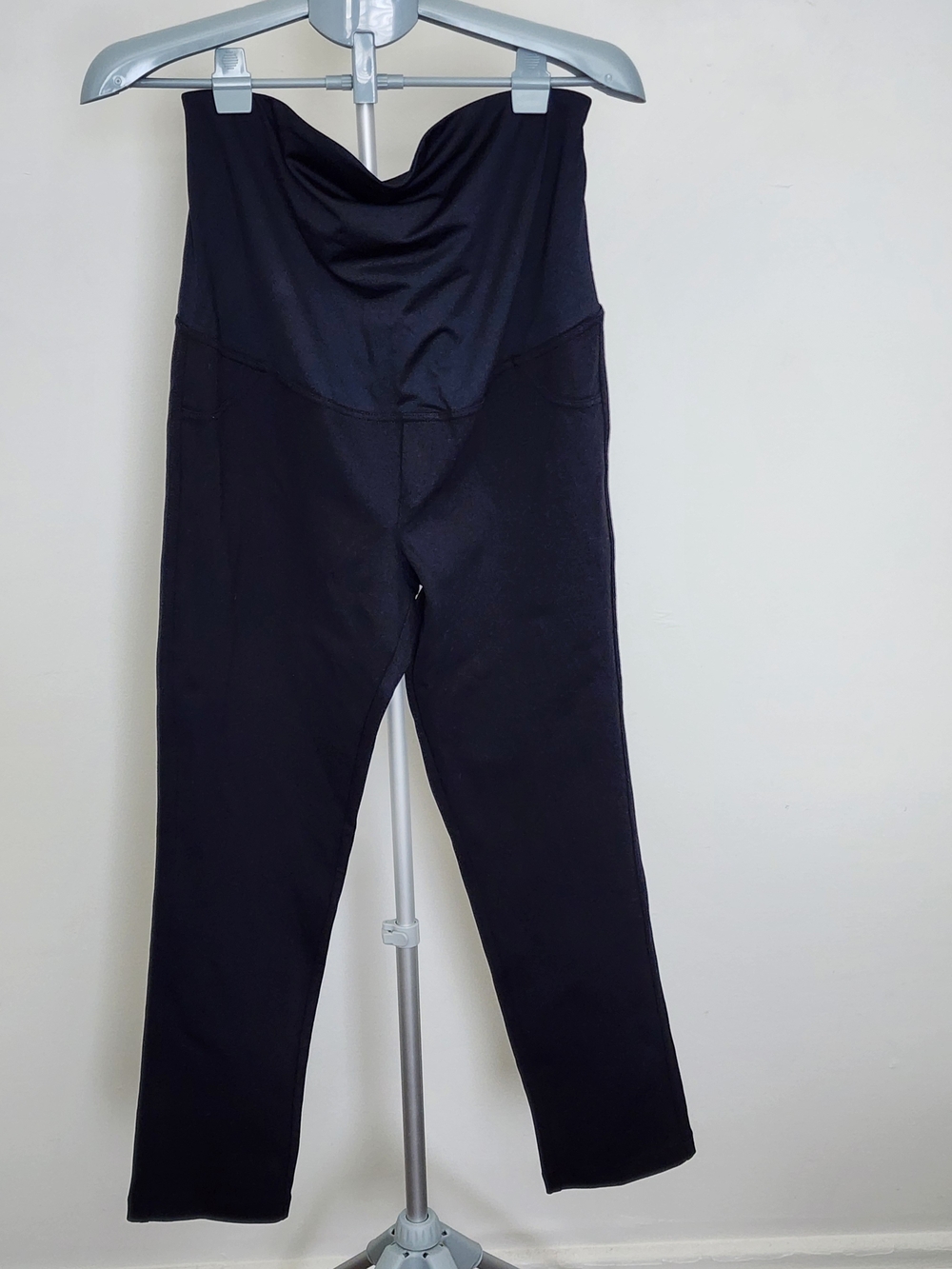 Isabel Maternity by Ingrid & Isabel Black High-Waist Maternity Leggings